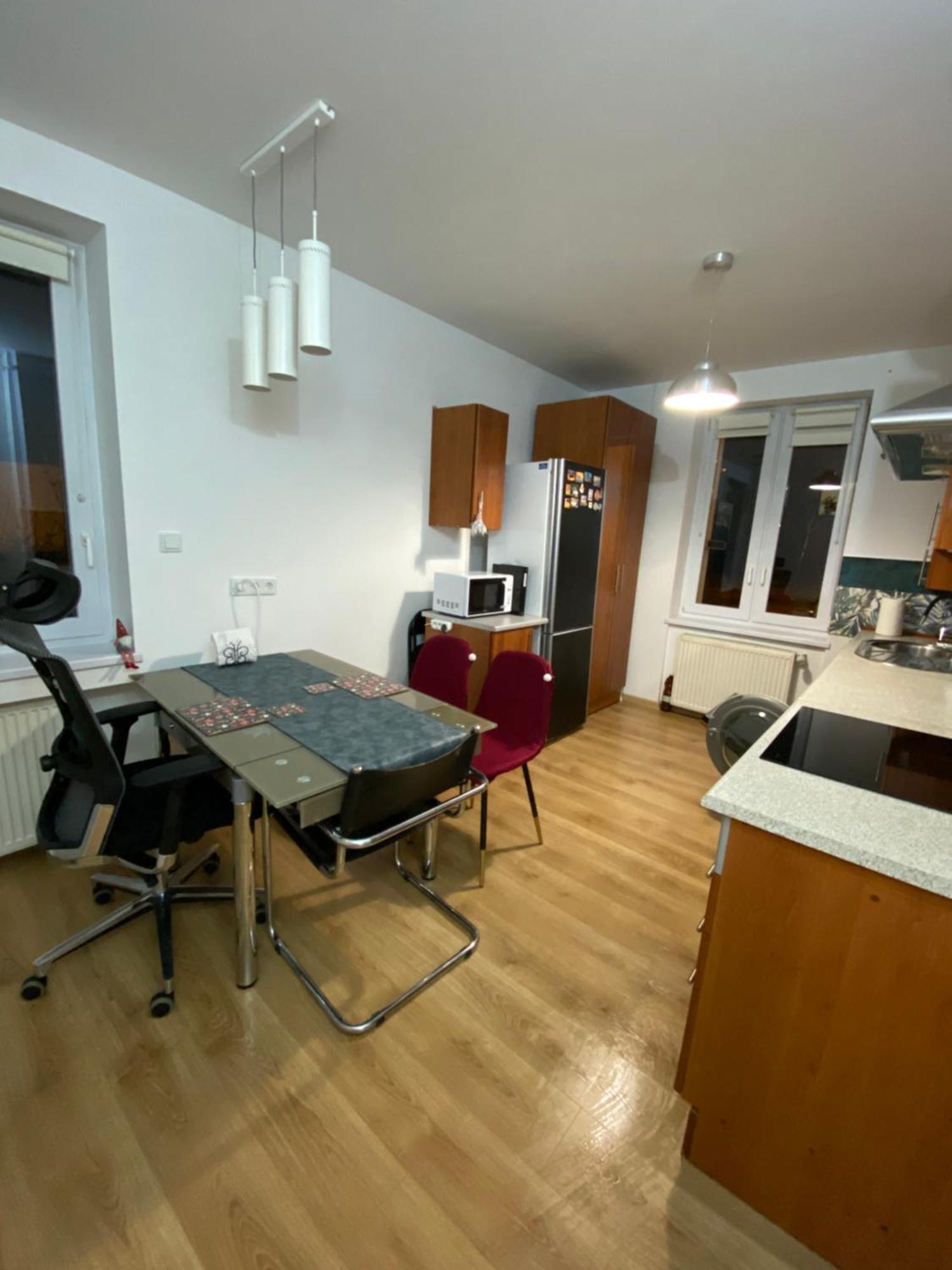 Apartament Czytelnia - Parking Gratis Poznan Luaran gambar